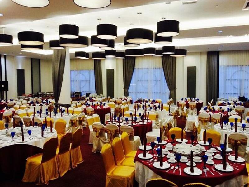 Holiday Villa Hotel & Suites Kota Bharu - Wakaf Che Yeh, Night Market Exterior foto